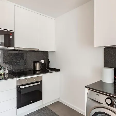 Cosy 1-bedroom Flat With Free Parking On Premises Apartment *