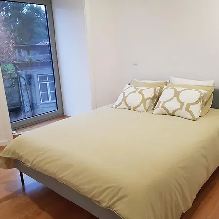 Apartment Cosy 1-bedroom Flat With Free Parking On Premises *